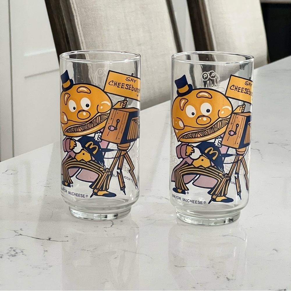 Mayor McCheese Glass Set - Yellow and Blue